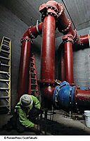 MSA V-Gard 500 Full-Brim Hard Hat with Fas-Trac III Ratchet Suspension