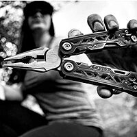GERBER Truss 17-Tool Stainless Steel Multi-Tool