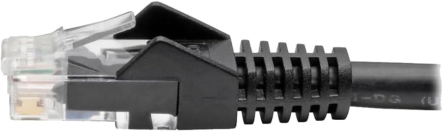 Tripp Lite Cat6 Gigabit Snagless Molded Patch Cable RJ45 M/M 6in 24 AWG 550 MHz