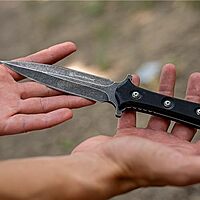 Smith & Wesson SWF606 8.6in High Carbon S.S. Full Tang Fixed Blade Knife with 4.4in Duel Edge Blade and TPE Handle for Outdoor, Tactical, Survival and EDC