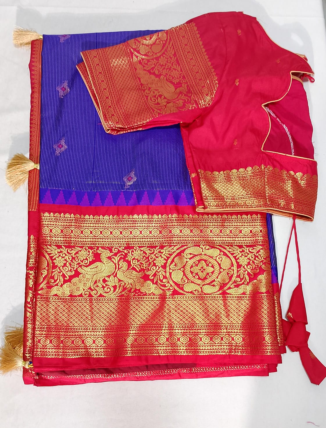 N73: Ready To Ship Beautiful Saree With Stitched Blouse