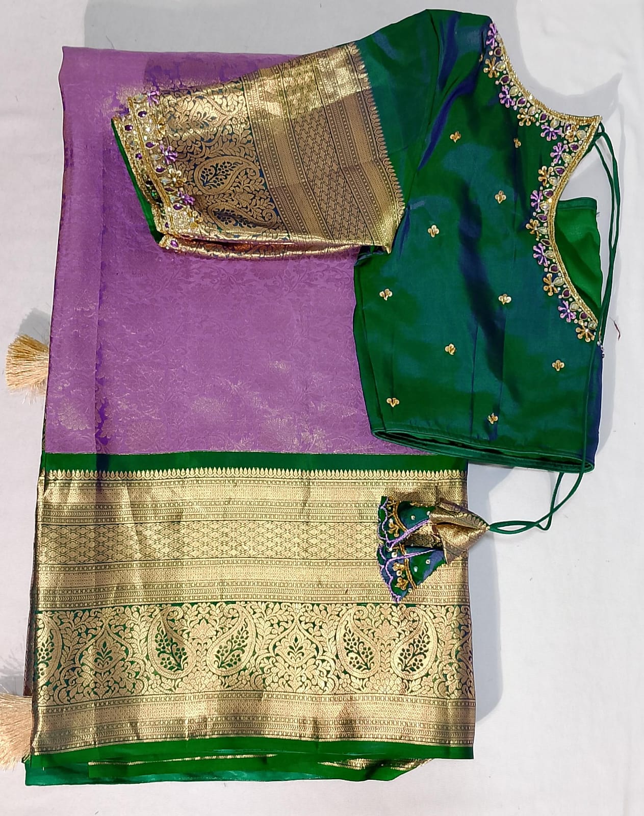 N82: Ready To Ship Beautiful Saree With Stitched Blouse