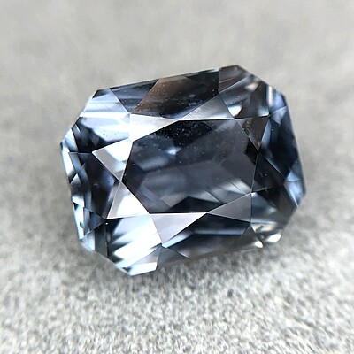 2.04ct Radiant Brilliant Cut Sapphire 2.04ct Radiant Brilliant Cut Sapphire