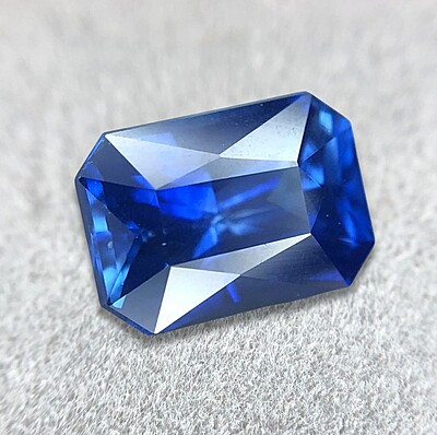 1.11ct Radiant Brilliant Cut Sapphire