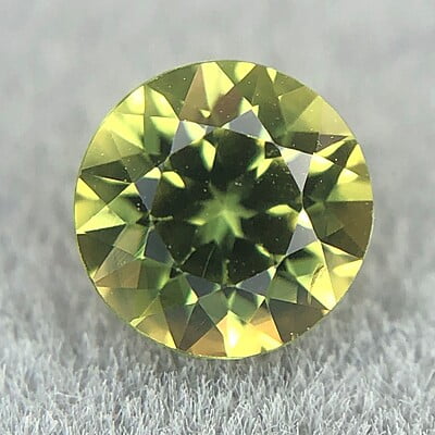 0.60ct Round Brilliant Cut Sapphire 0.60ct Round Brilliant Cut Sapphire