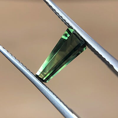 2.22ct Fancy Crystal Cut Sapphire 2.22ct Fancy Crystal Cut Sapphire