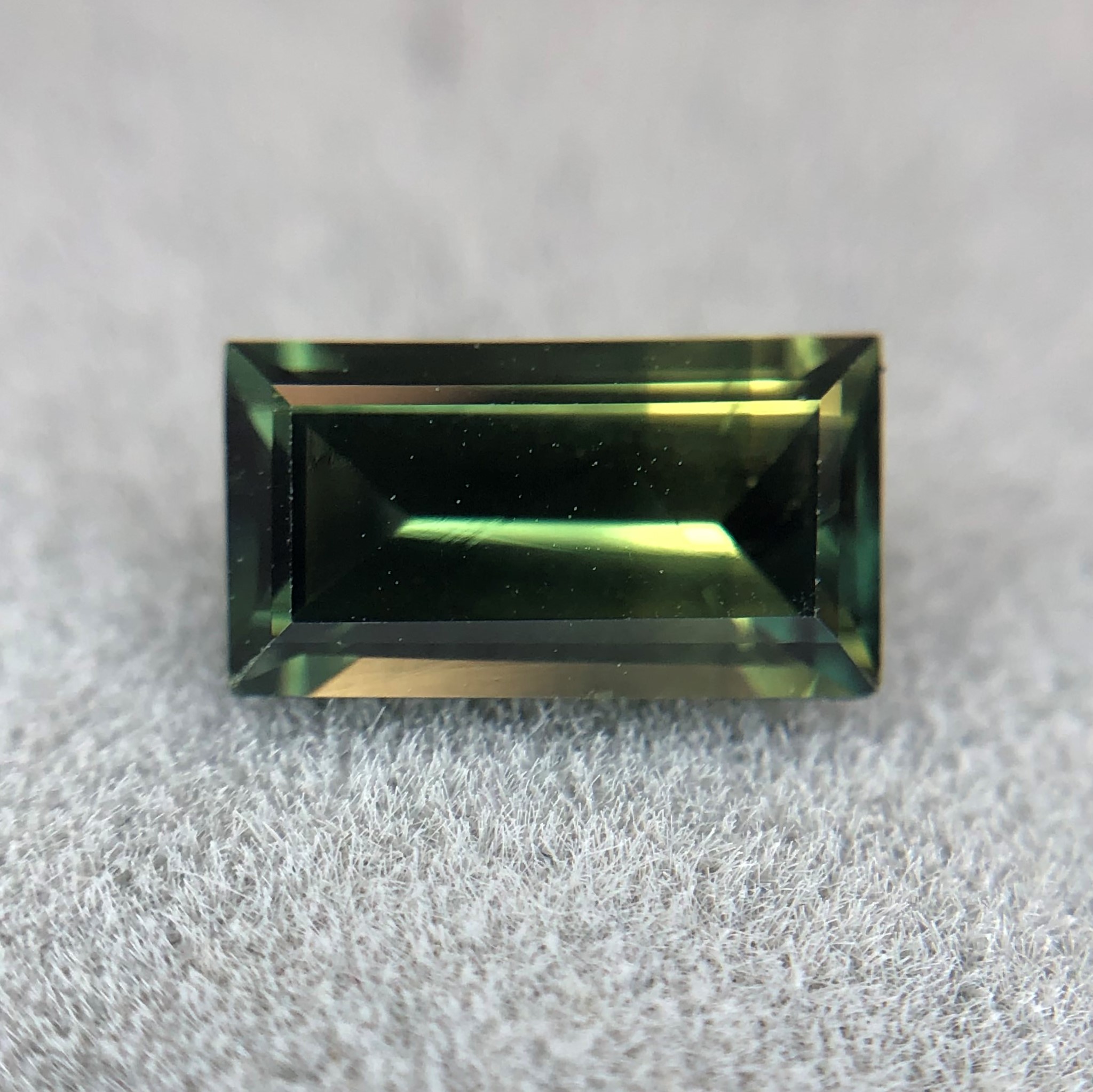 1.18ct Baguette Step Cut Sapphire 1.18ct Baguette Step Cut Sapphire