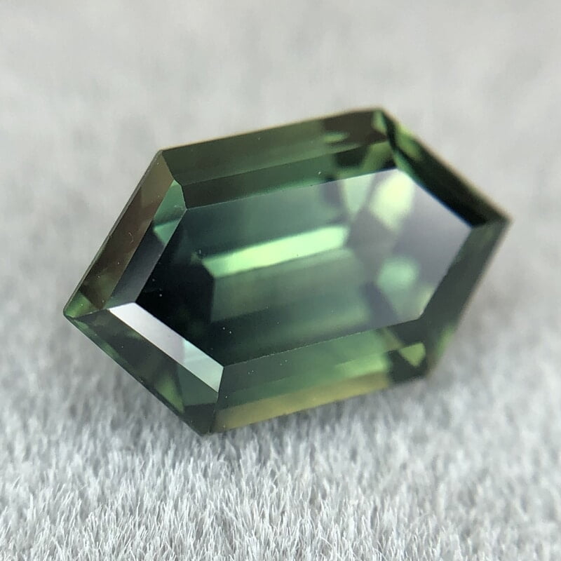 1.60ct Hexagon Mixed Cut Sapphire 1.60ct Hexagon Mixed Cut Sapphire