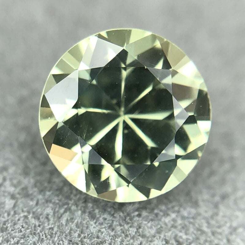 1.04ct Round Brilliant Cut Sapphire 1.04ct Round Brilliant Cut Sapphire