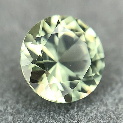 1.04ct Round Brilliant Cut Sapphire 1.04ct Round Brilliant Cut Sapphire