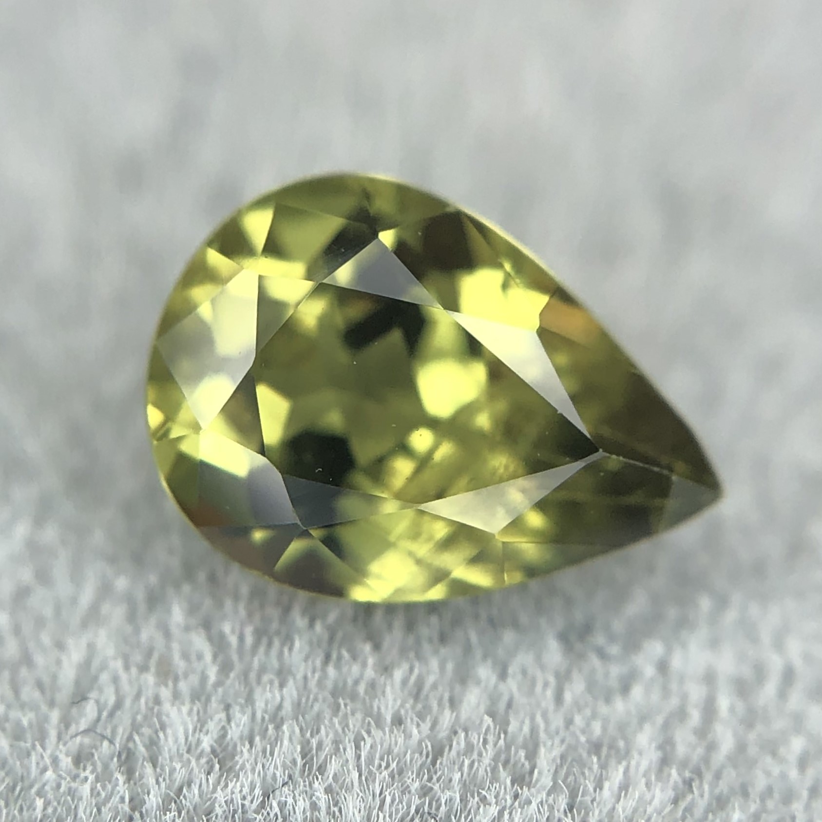 0.94ct Pear Mixed Cut Sapphire