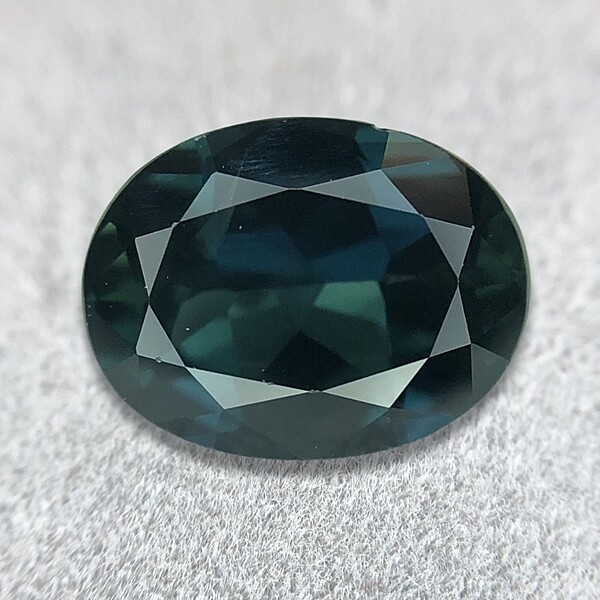 1.35ct Oval Mixed Cut Sapphire 1.35ct Oval Mixed Cut Sapphire