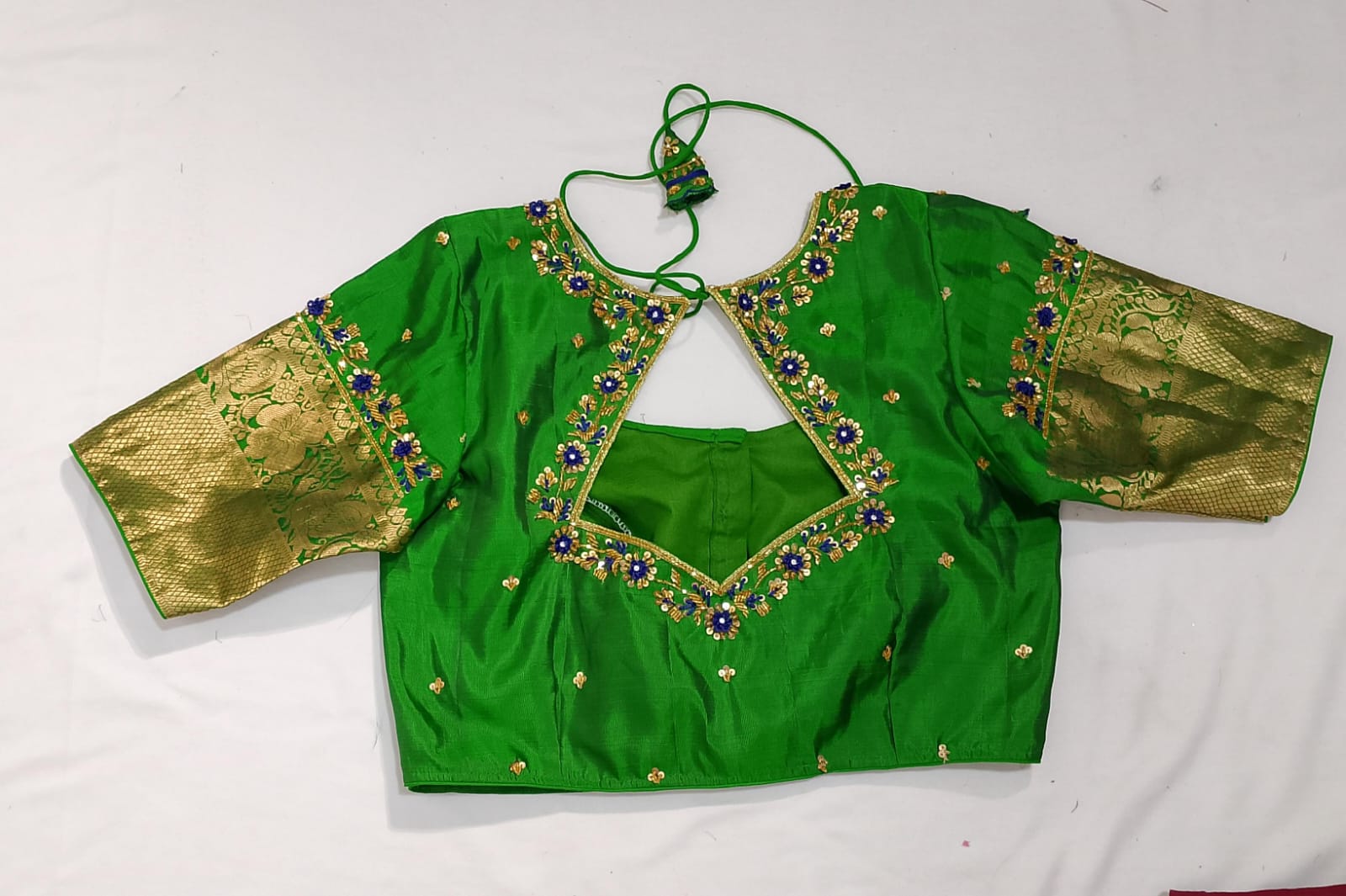 N190: Ready To Ship Beautiful Sequence Work Saree With Stitched Blouse