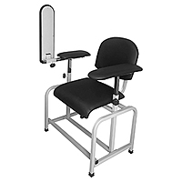 silla de flebotomía con reposabrazos ajustable.
