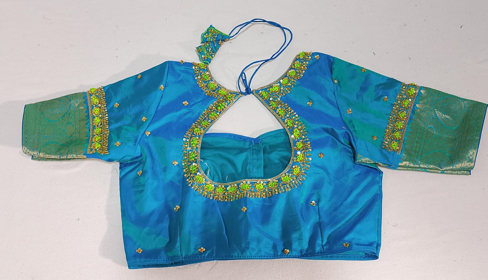 N394: Ready To Ship Beautiful Pure Kanchipattu Saree With Stitched Maggam Work Blouse N394: Ready To Ship Beautiful Pure Kanchipattu Saree With Stitched Maggam Work Blouse