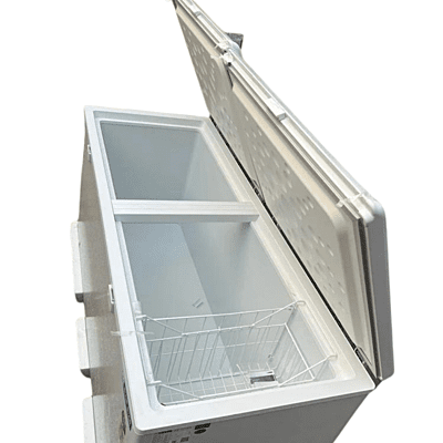 Blue star Hard Top 575 liter Deep Freezer CF5-575NEYW with Lid Open, Showing Interior Blue star Hard Top 575 liter Deep Freezer CF5-575NEYW with Lid Open, Showing Interior