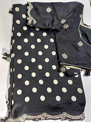 J515: Ready To Ship Beautiful Pure Munga Crepe Saree With Stitched Blouse