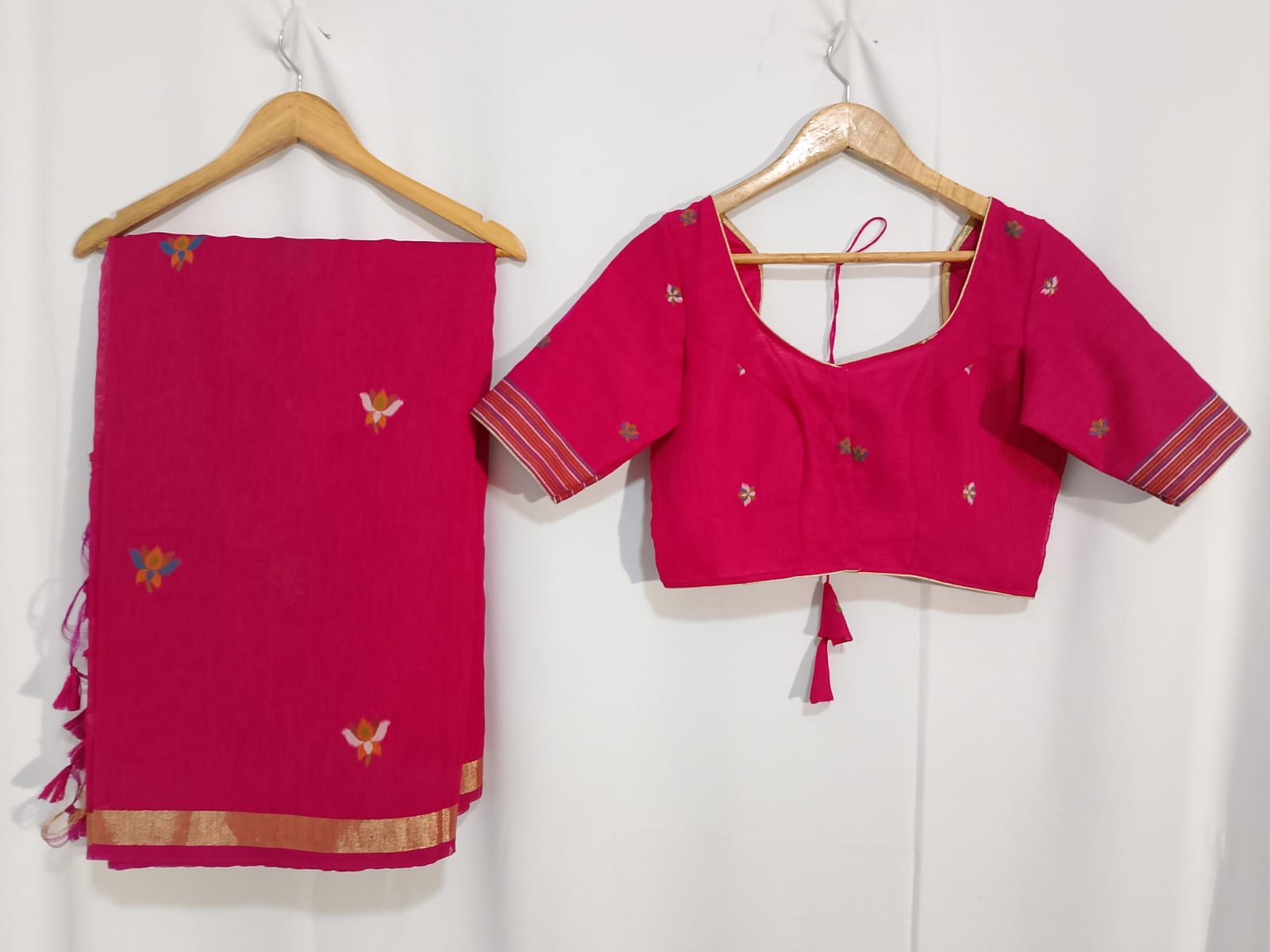 N358: Ready To Ship Beautiful Lenin Jamadhani Tissue Saree With Stitched Blouse