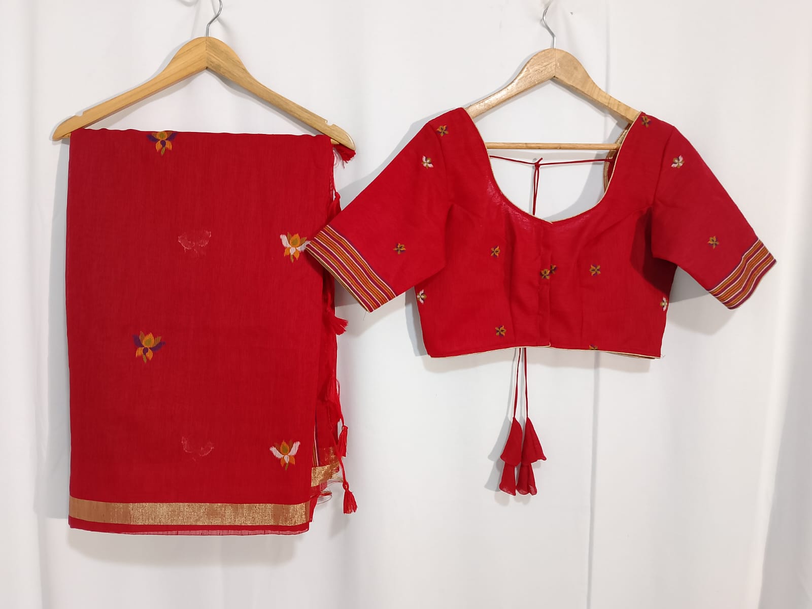 N359: Ready To Ship Beautiful Lenin Jamadhani Tissue Saree With Stitched Blouse