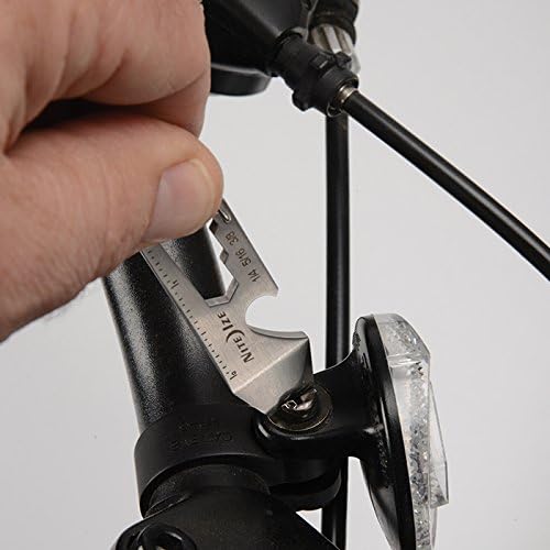 Nite Ize DoohicKey Keychain Multi Tool, Stainless-Steel 5-in-1 Multi Tool With Bottle Opener + Carabiner Clip