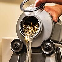 Frankford Arsenal Bottle of Ammonia-Free Quick-N-EZ Brass Polish for Tumbler and Reloading 8 ounce bottle