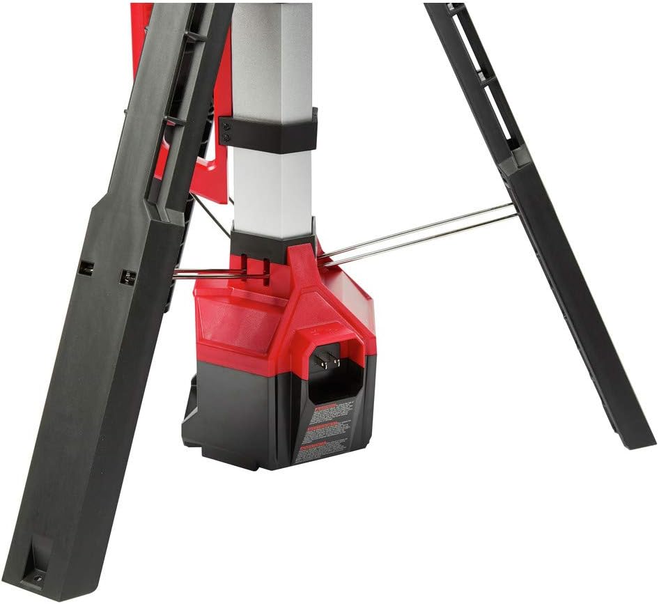 M18 ROCKET DUAL POWER TOWER LIGHT - 18V, 2,500 Lumens