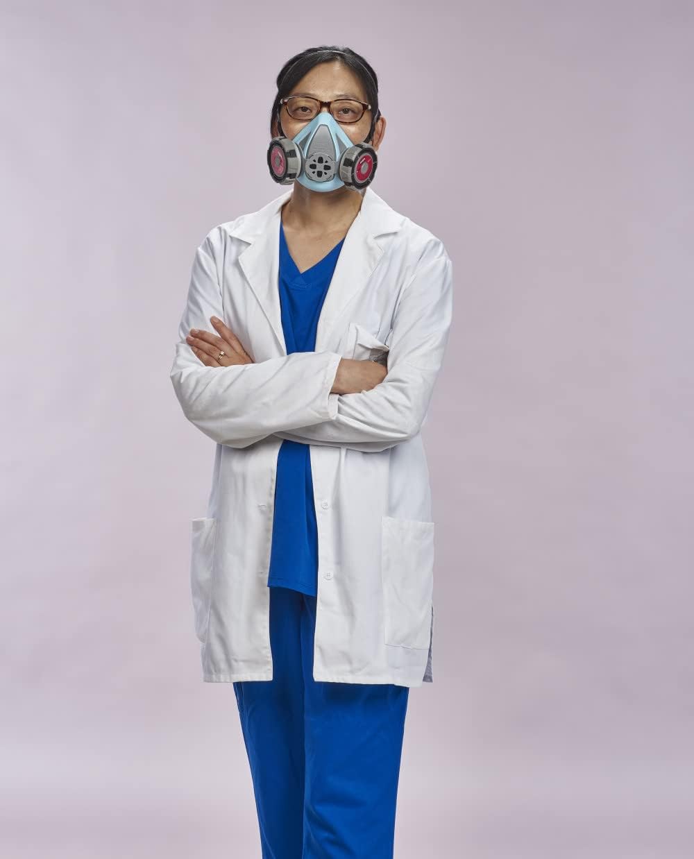 MSA Advantage 900 Elastomeric Half-Mask Respirator - Filters Exhaled Breath, Rear Clasp and Drop-Down Head Harness. Large