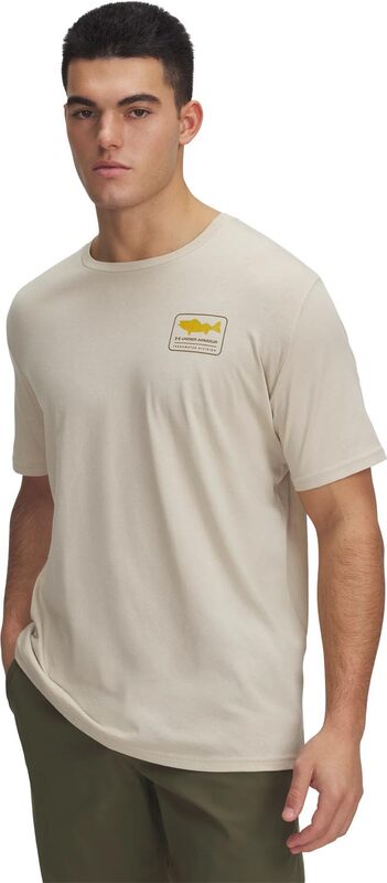 Under Armour Men's Walleye Short Sleeve Graphic T-Shirt