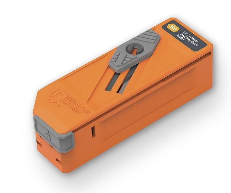 OUTDOOR EDGE RazorSafe 3" Blade Dispenser