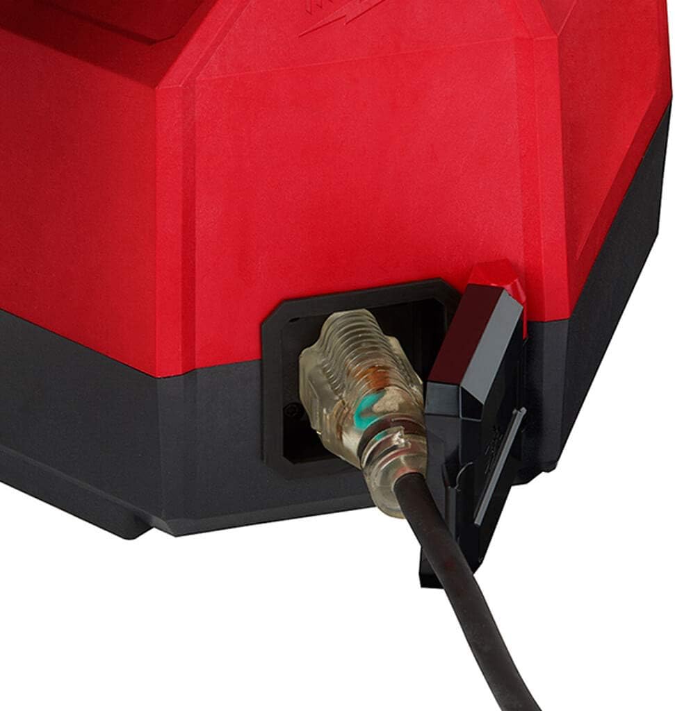 Milwaukee M18 ROCKET Tower Light/Charger - 18V, 3,000 Lumens