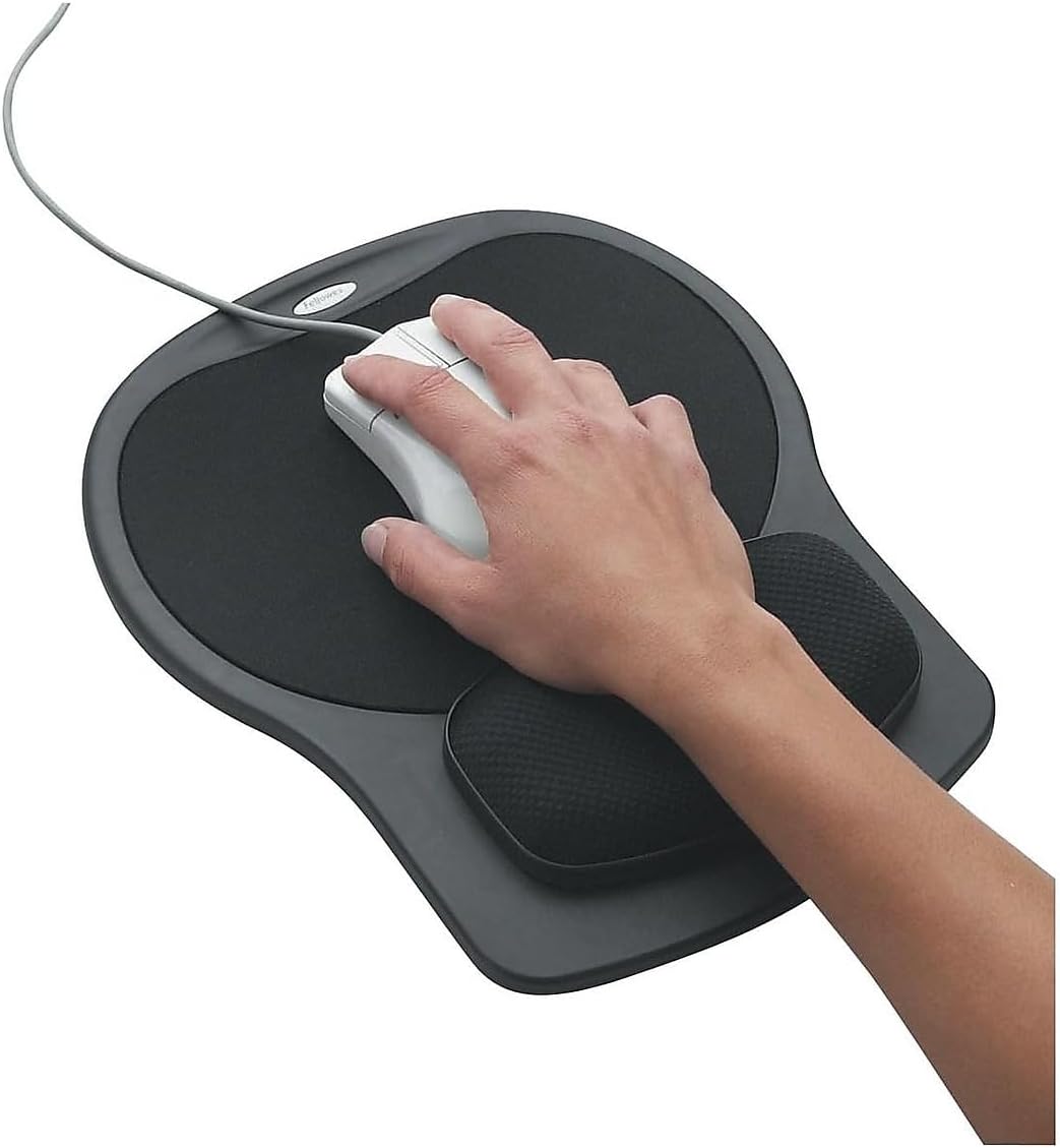 Fellowes Easy Glide Gel Mouse Pad w/Wrist Rest, 10 x 12 X 1 1/2, Black