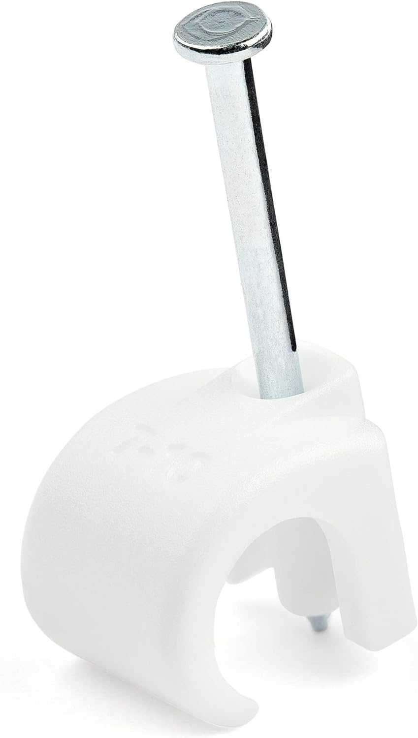 StarTech.com 100 Pack Large Cable Clips with Nail - Reusable - Nail-in Clamps - Wire Holding Clips