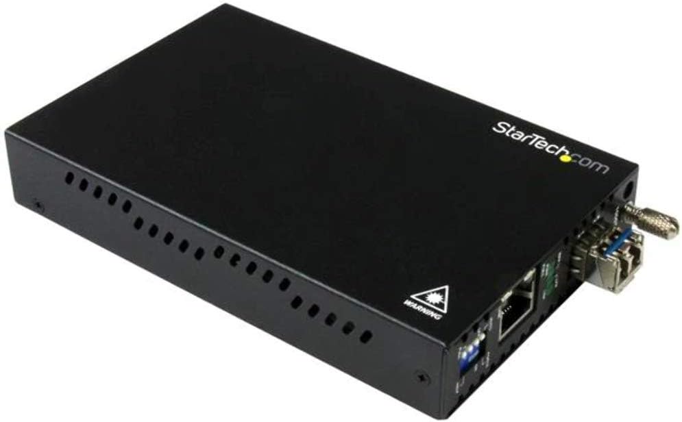StarTech.com Single-Mode (SM) LC Fiber Media Converter - Gigabit