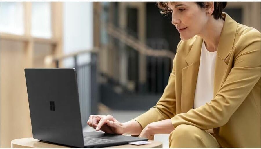 Microsoft Surface Laptop 6 13.5" Touchscreen Notebook - Intel Core i5-16 GB - 512 GB SSD - English Keyboard - Black