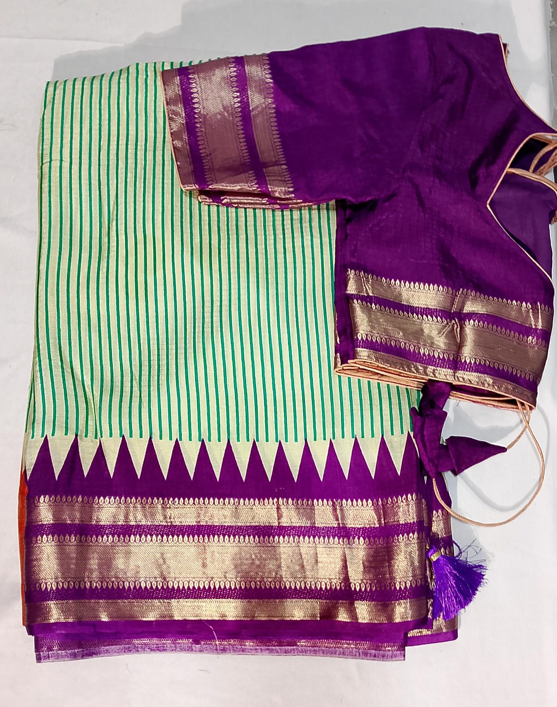 N91: Ready To Ship Beautiful Pure Moonga Crepe Silk Saree In Ganga Jamuna Weaving Border With Stitched Blouse