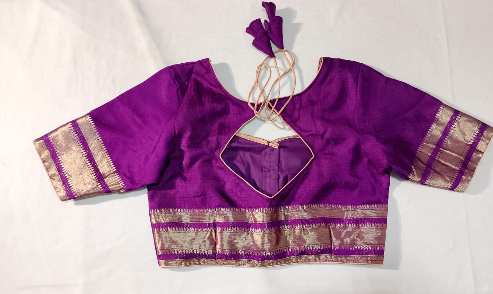 N91: Ready To Ship Beautiful Pure Moonga Crepe Silk Saree In Ganga Jamuna Weaving Border With Stitched Blouse