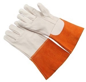 Grain welder, straight thumb, split gauntlet cuff, Kevlar sewn