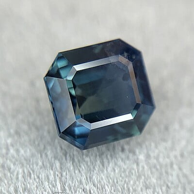 1.06ct Radiant Brilliant Cut Sapphire