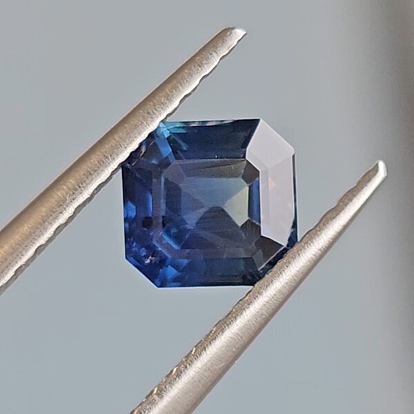 1.06ct Radiant Brilliant Cut Sapphire