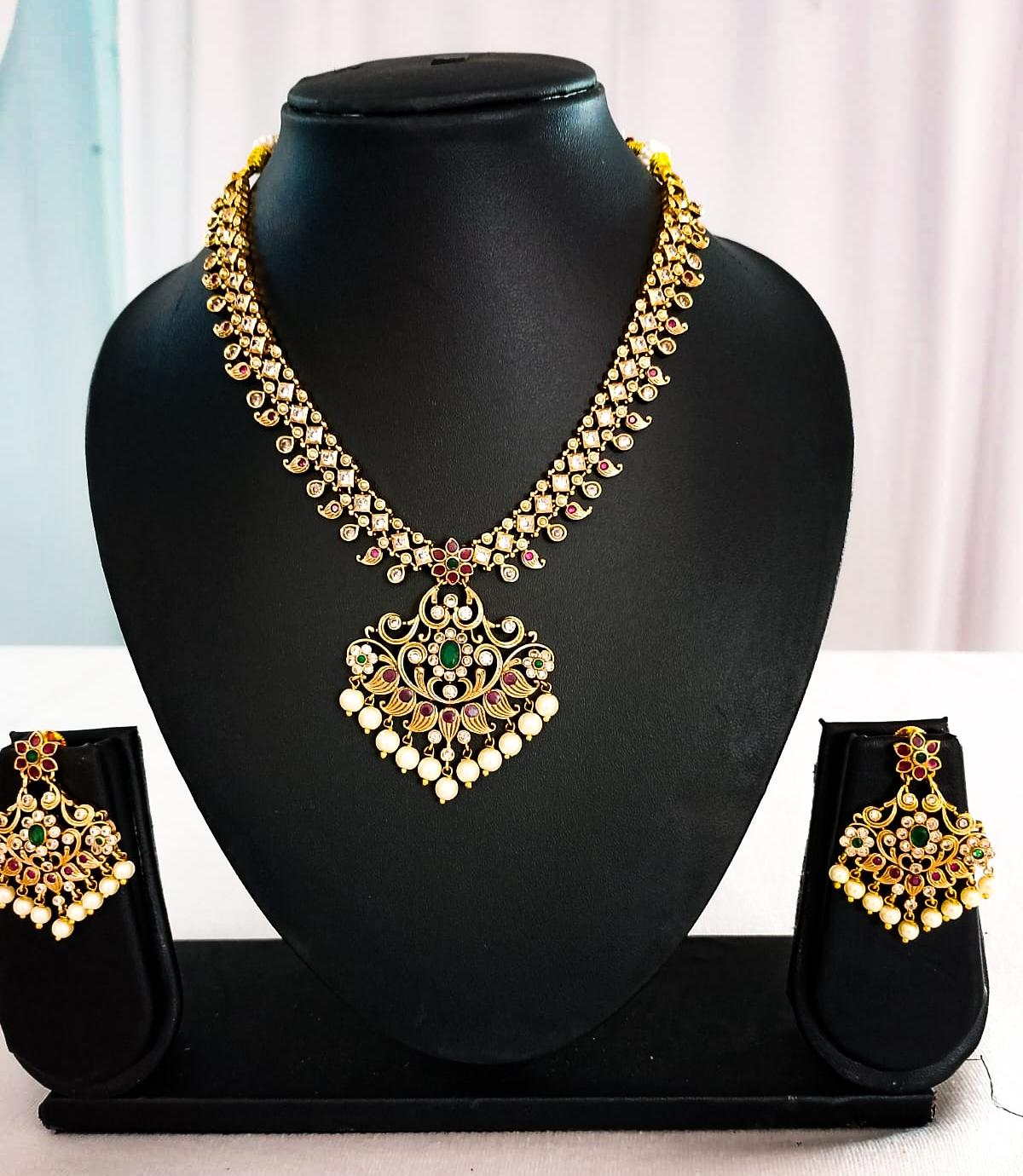 H46: Ready To Ship Beautiful Necklace Set