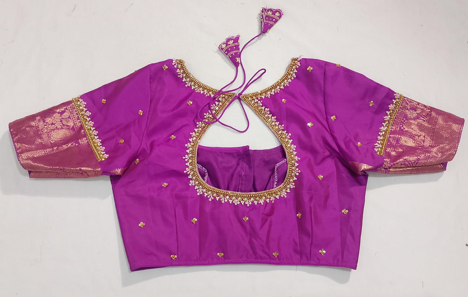 N187: Ready To Ship Beautiful Saree With Stitched Blouse