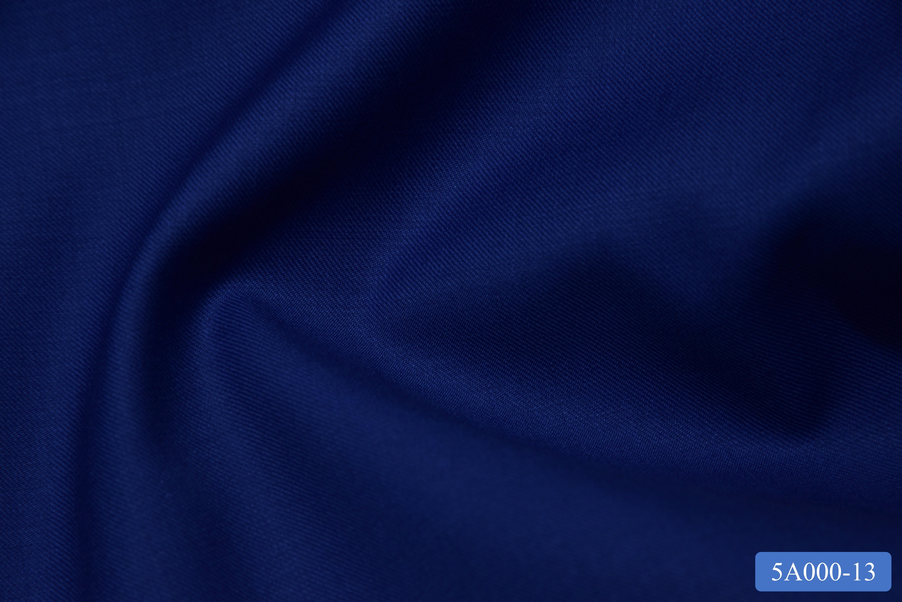 P 5A000-13 BRIGHT BLUE SOLID