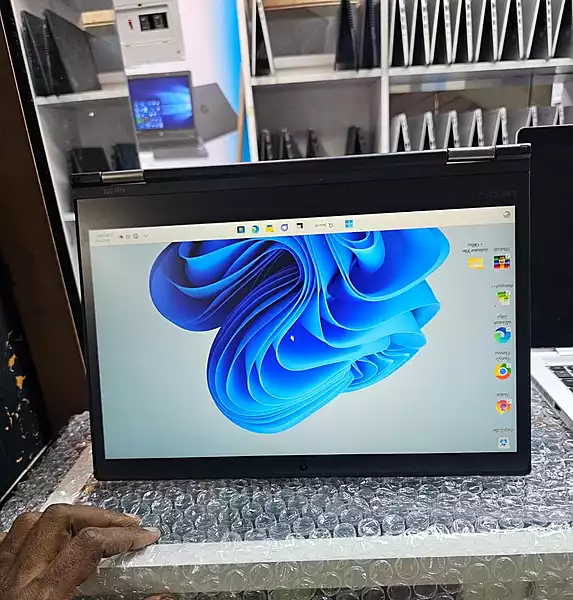 Lenovo Thinkpad Yoga 370