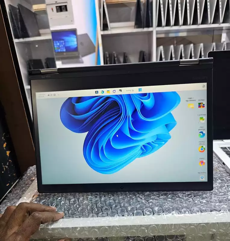 Lenovo Thinkpad  Yoga 370