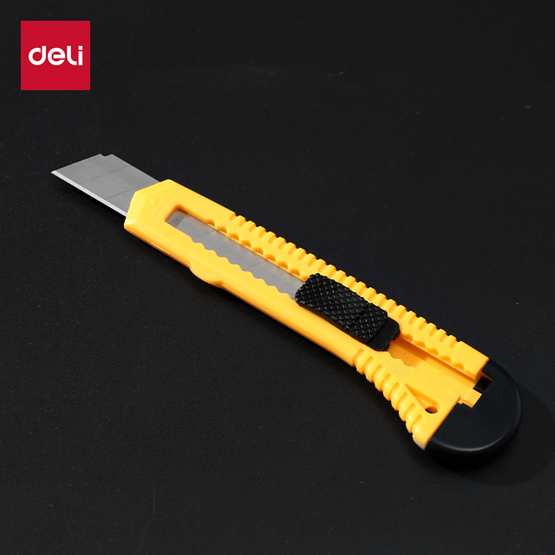 DELI UM549 PAPER CUTTER 18MM
