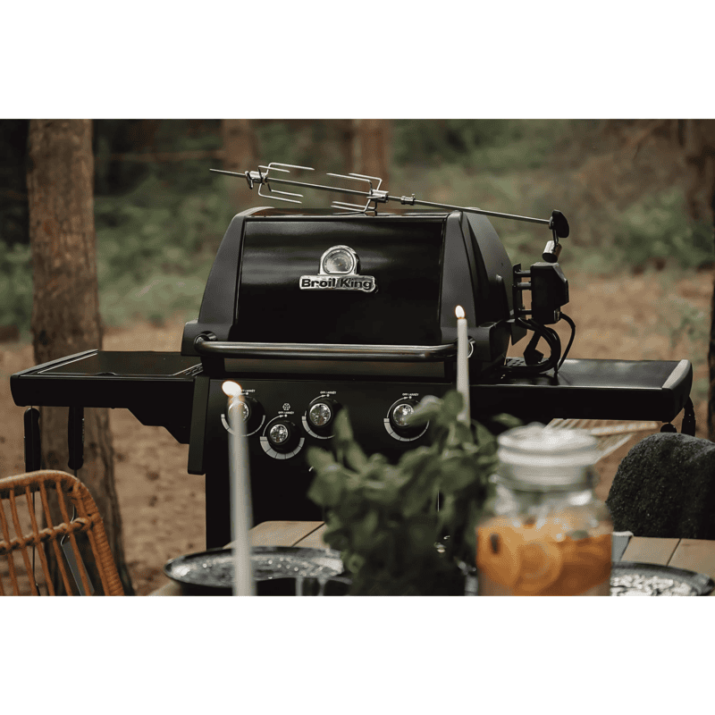 Broil King Royal™ 340 Shadow Gas Grill