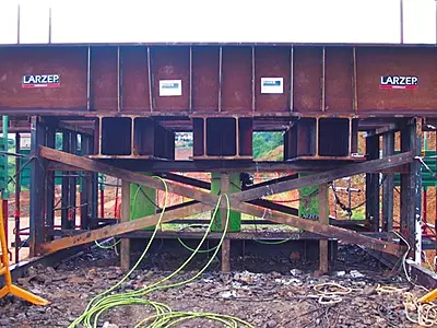 LARZEP High Tonnage Lock-Nut Hydraulic Cylinders, Single-Acting Load Return, CPC-Series