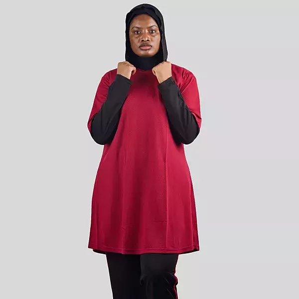 MAGENTA AND BLACK HOODED