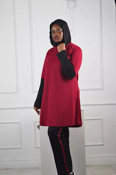 MAGENTA AND BLACK HOODED