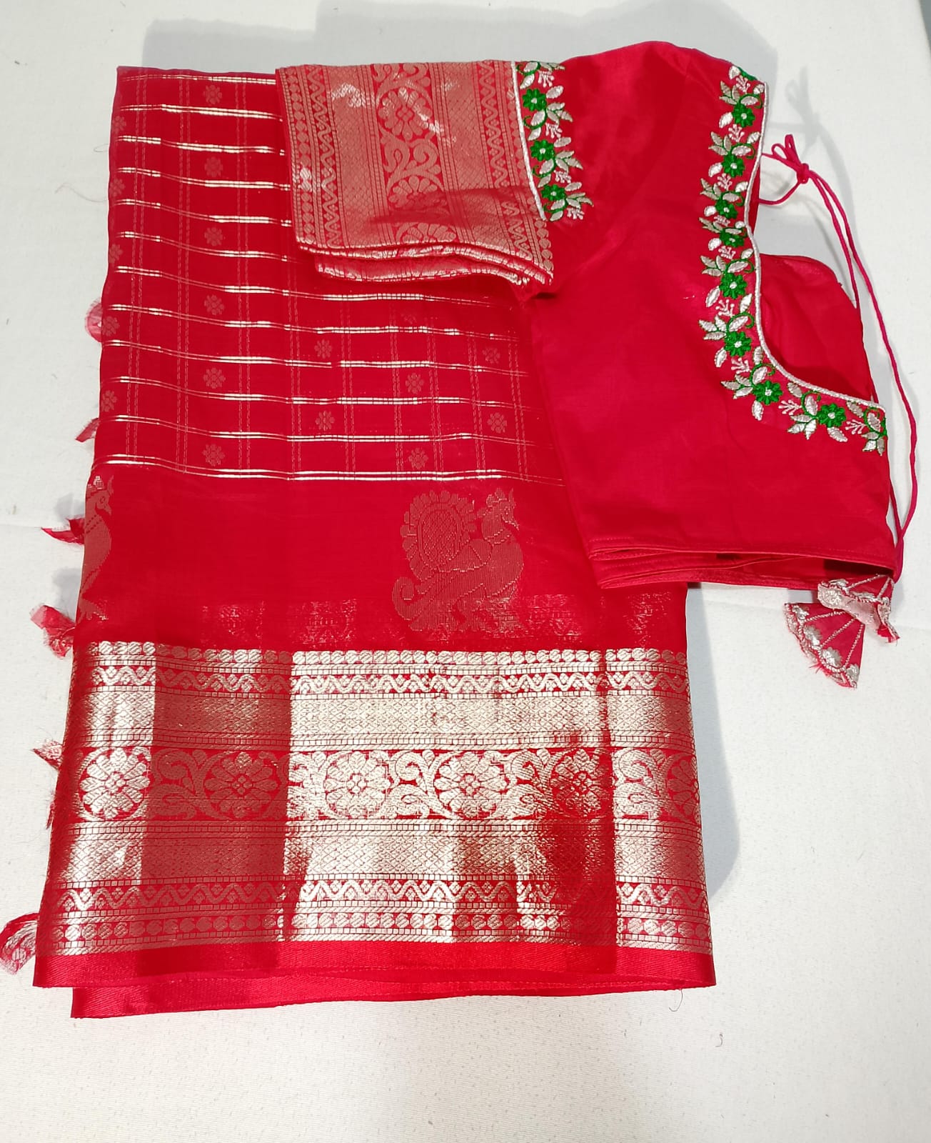 N262: Ready To Ship Beautiful Saree With Stitched Blouse